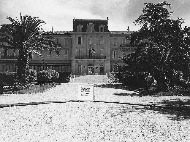USRRA WWII - Hotel du Cap-Eden-Roc 1945